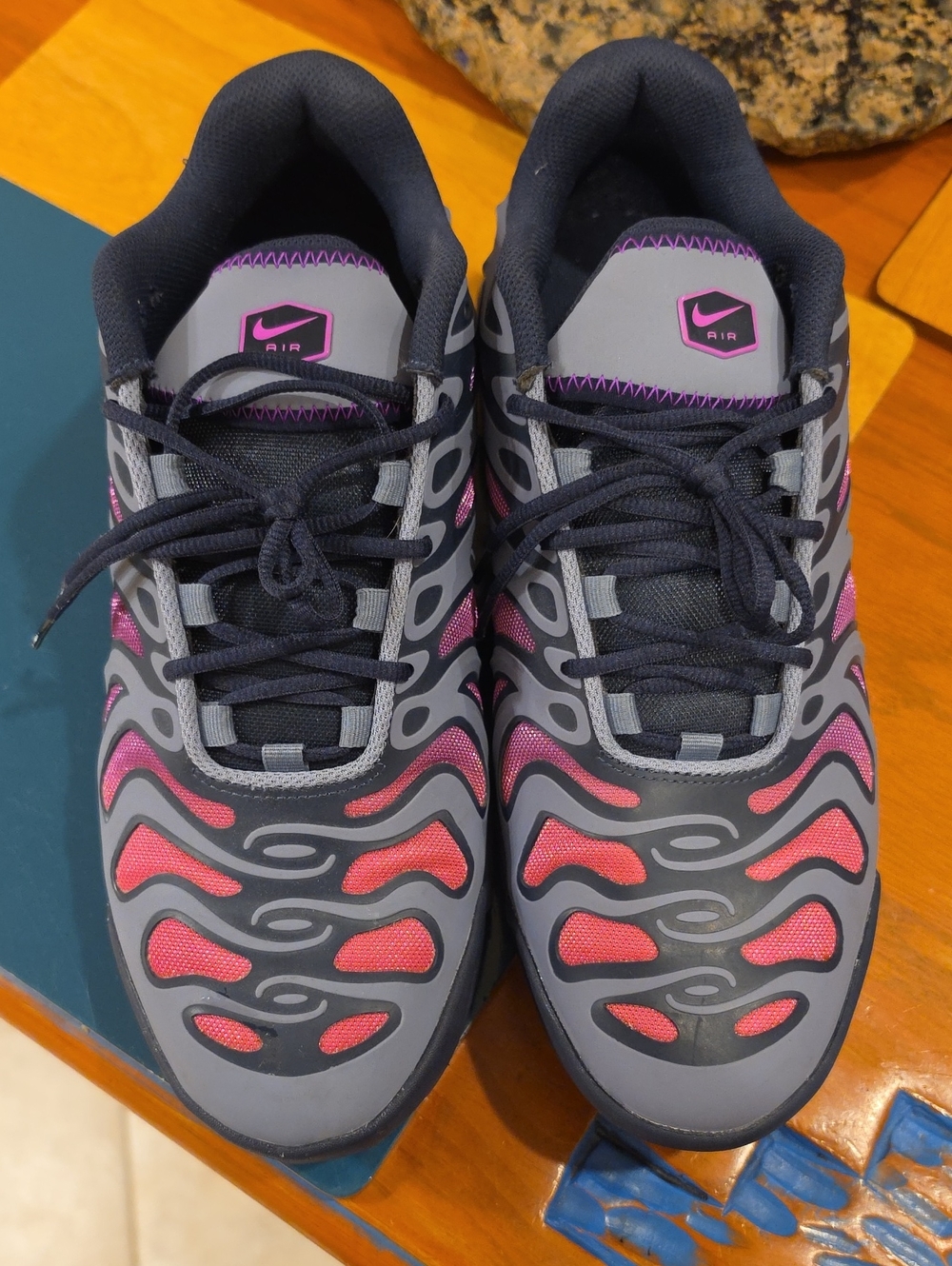 Nike Mens Air Running Sneakers - Dark Gray with Pink Accents